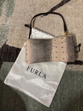 Furla Wristlet ❤️